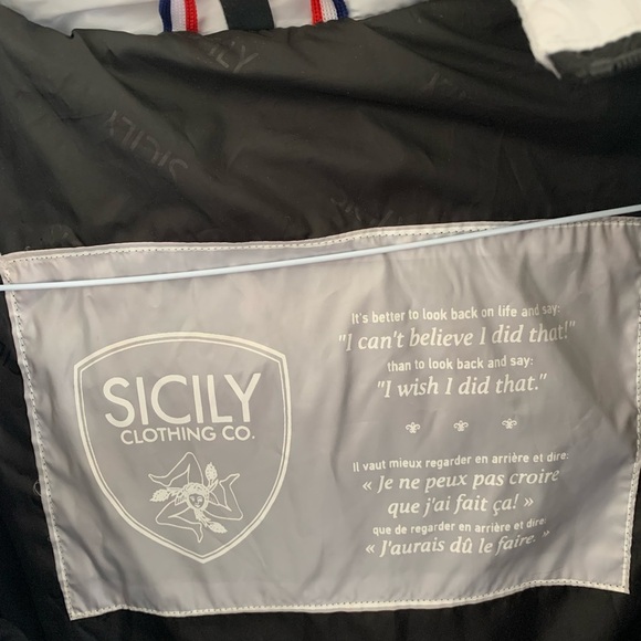 Sicily Clothing Co.-Quilted,-Lightweight -Silver -Quality Jacket-Hood Women’s XS - Picture 4 of 7